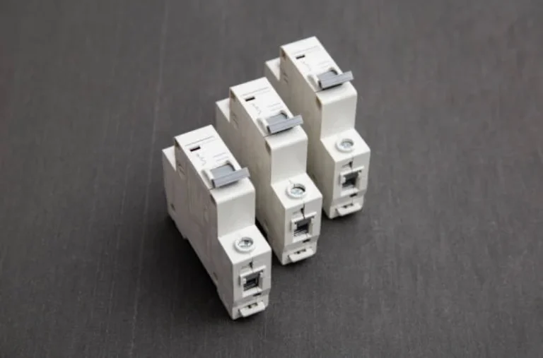 DC switch