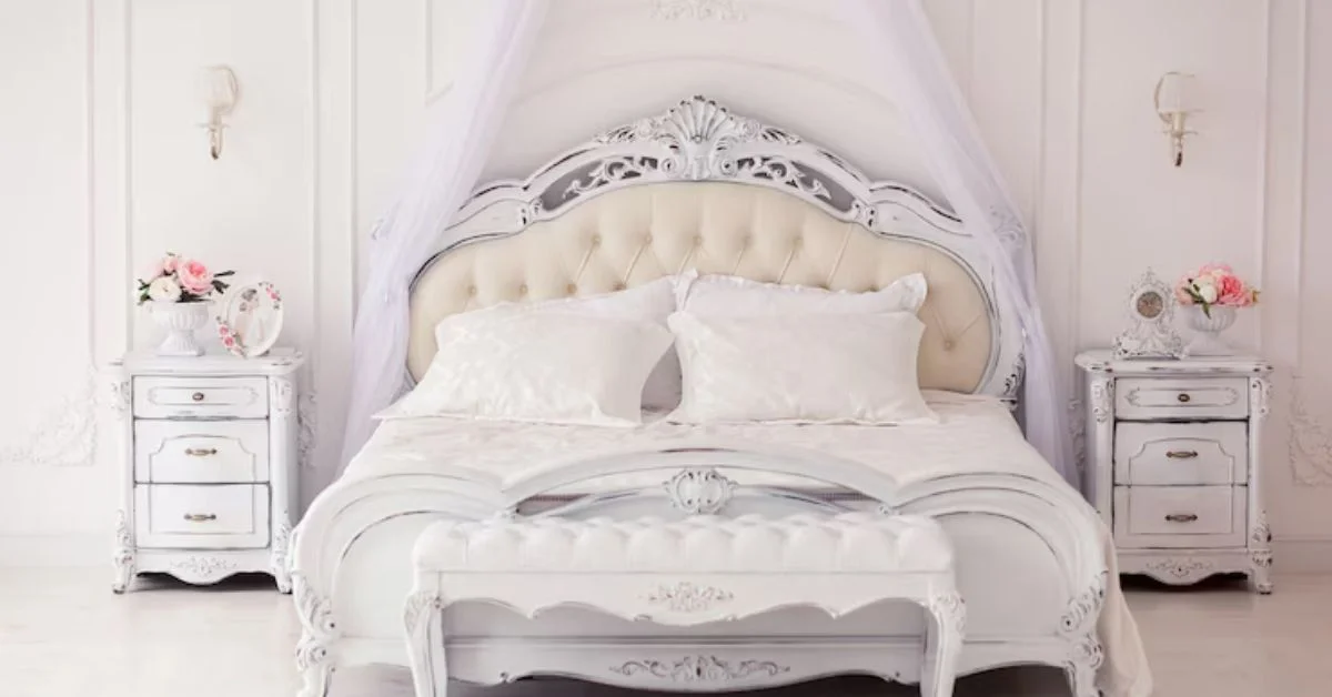 Sleigh Bed