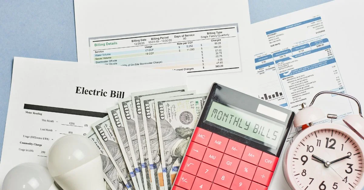 At its core, the GoMyFinance.com bills module functions as a centralized dashboard that connects to the user's financial accounts and billing providers.
