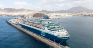 P&O Cruises has cancelled multiple sailings aboard Arvia and Ventura in 2025—a move that has left thousands of passengers rebooking, reconsidering, or refunding long-awaited holidays.