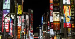 Tokyo Mandarin refers to an emerging sociolect—a blended form of Mandarin Chinese spoken with influences from Japanese structure, pronunciation, and cultural idioms.
