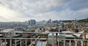 Nestled atop the slopes of Seoul’s Hannam-dong district, UN Village Apartments represent a unique intersection of prestige, history, and modern urban comfort.