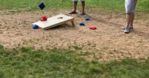 In essence, Cornhole Baggo represents the blend of both styles, often adopted by casual players who don’t strictly adhere to one format.