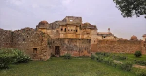 Khanderajuri is located in a strategically significant region, which has played a pivotal role in shaping its identity.