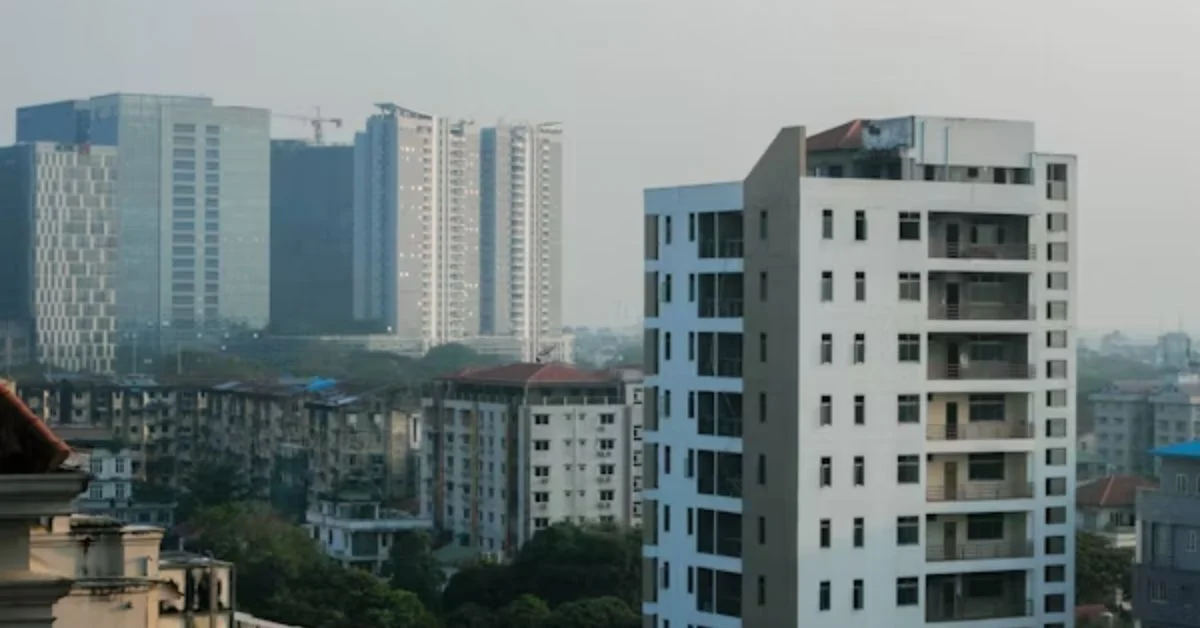 Sunder Vihar is a planned residential locality situated within Paschim Vihar, a larger and more recognized sub-city in West Delhi.