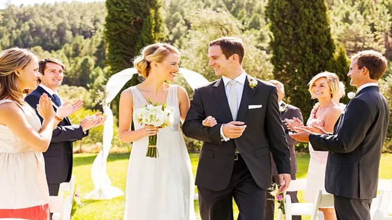 Wedding Processional Order How to Plan Every Step Down the Aisle